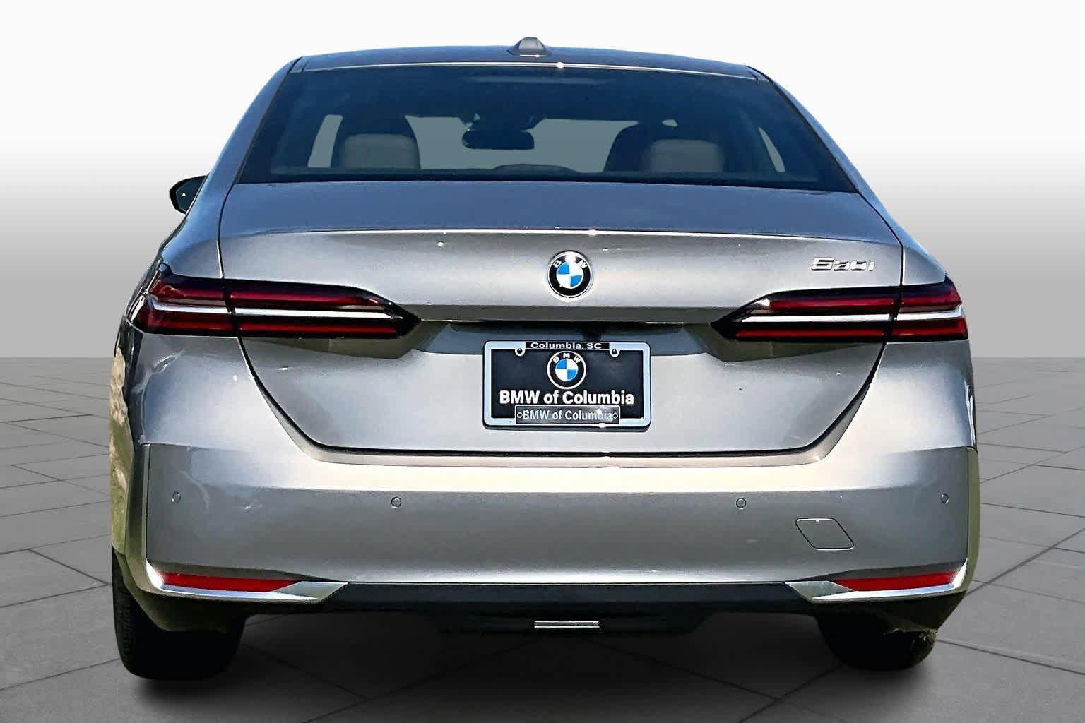 New 2026 BMW 530i w/ Premium Package RWD image 4