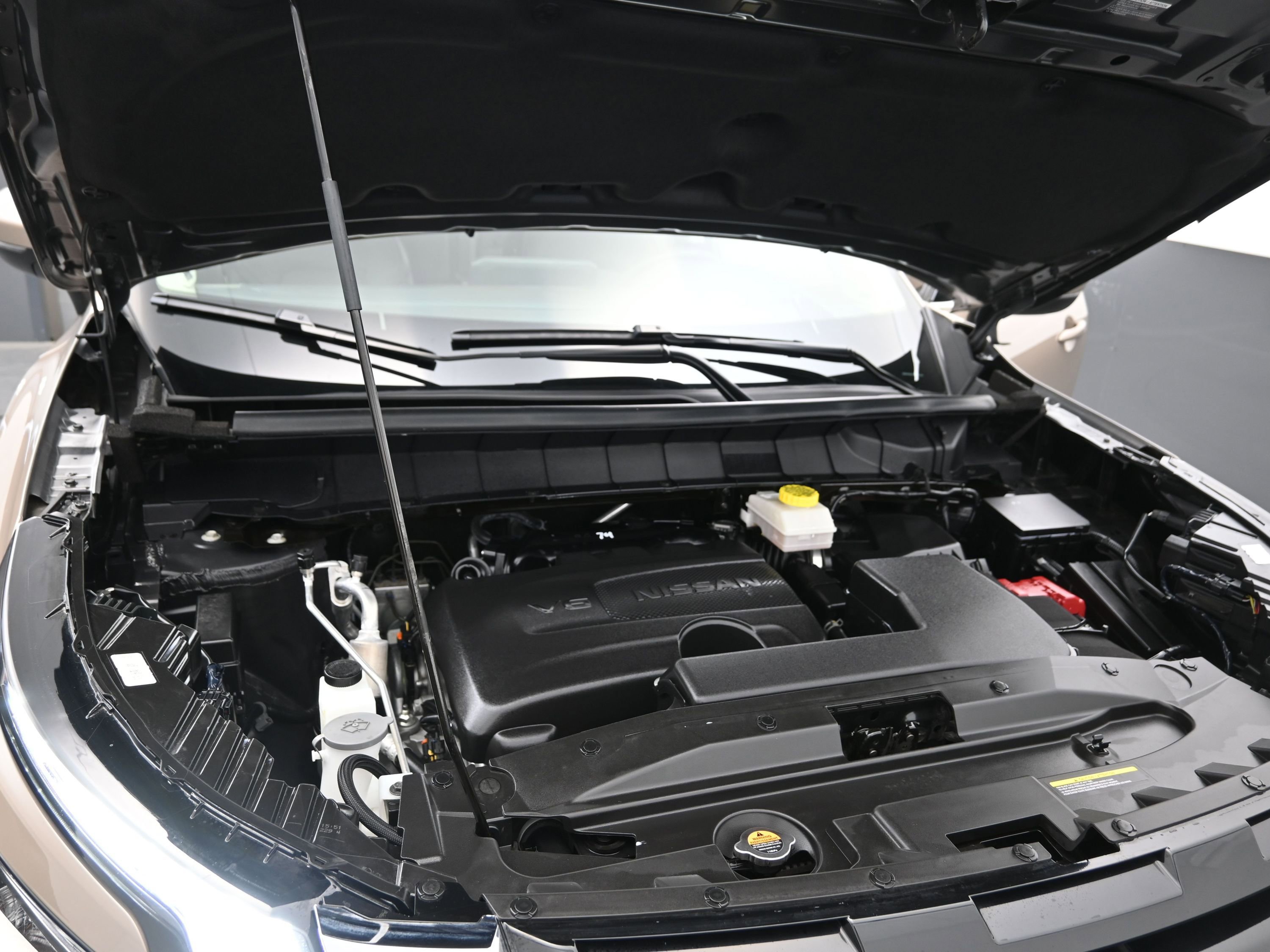 Certified 2024 Nissan Pathfinder Platinum w/ Cargo Package image 22