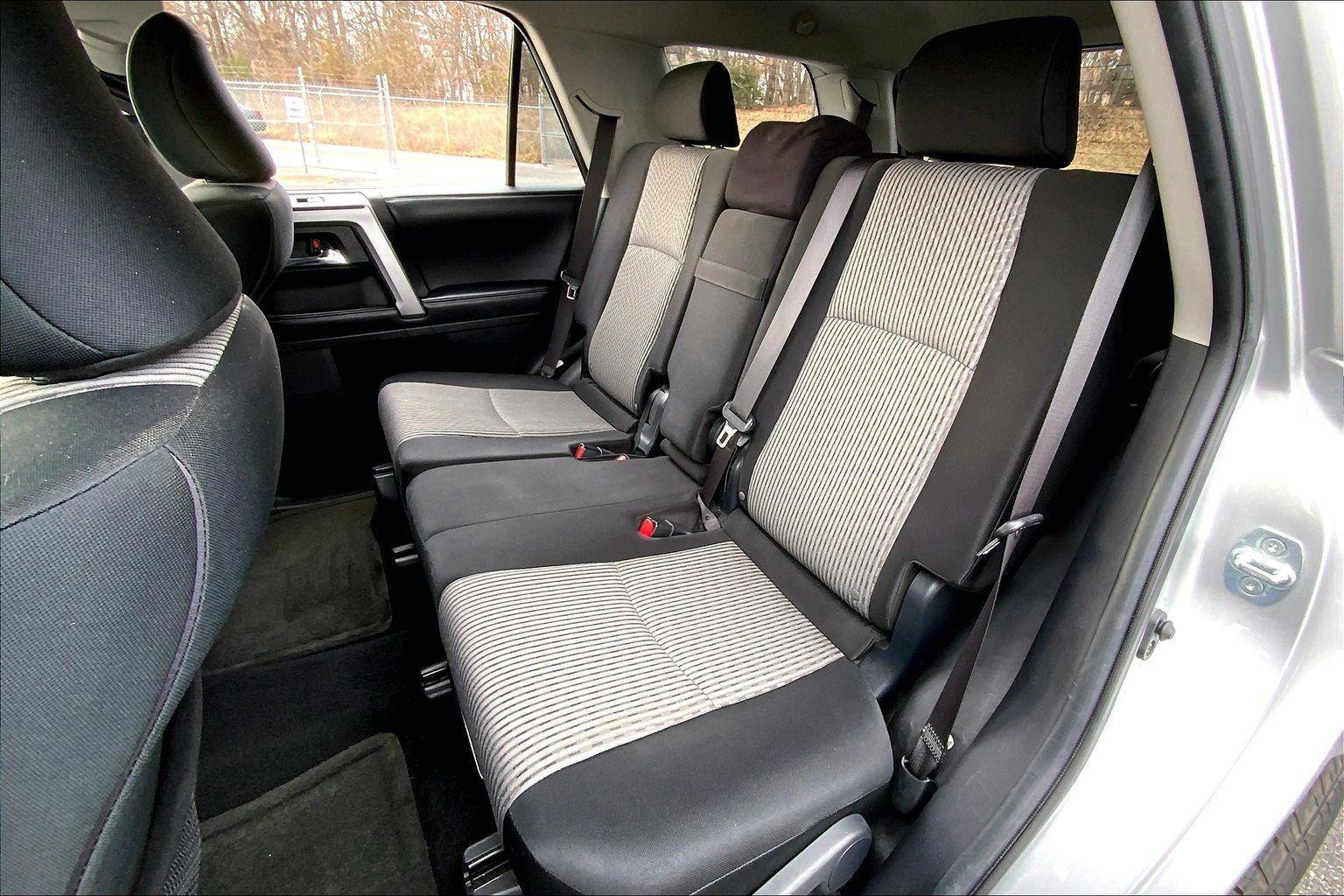 Used 2016 Toyota 4Runner SR5 image 23