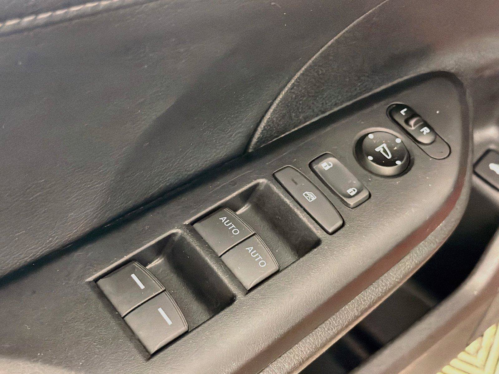 Used 2019 Honda Civic EX-L image 24