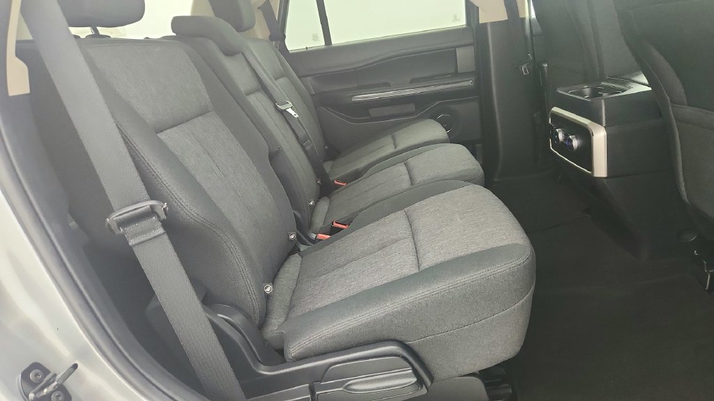 Used 2024 Ford Expedition XLT RWD image 35