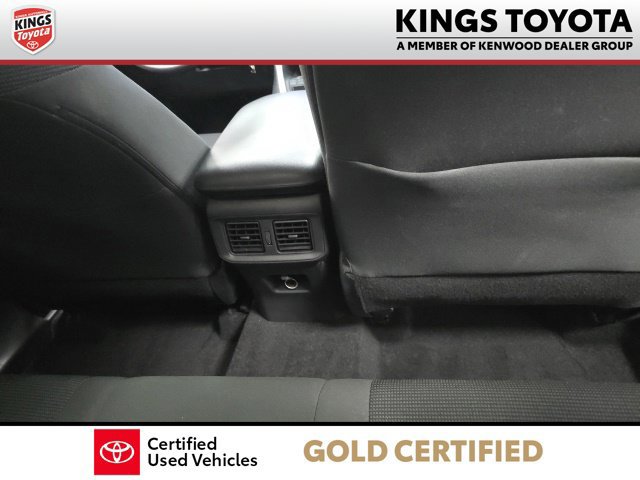 Certified 2024 Toyota RAV4 LE AWD/4WD image 9