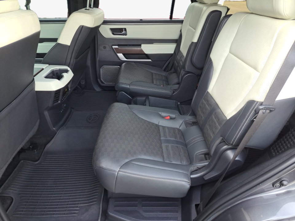 Used 2024 Toyota Sequoia Capstone image 15