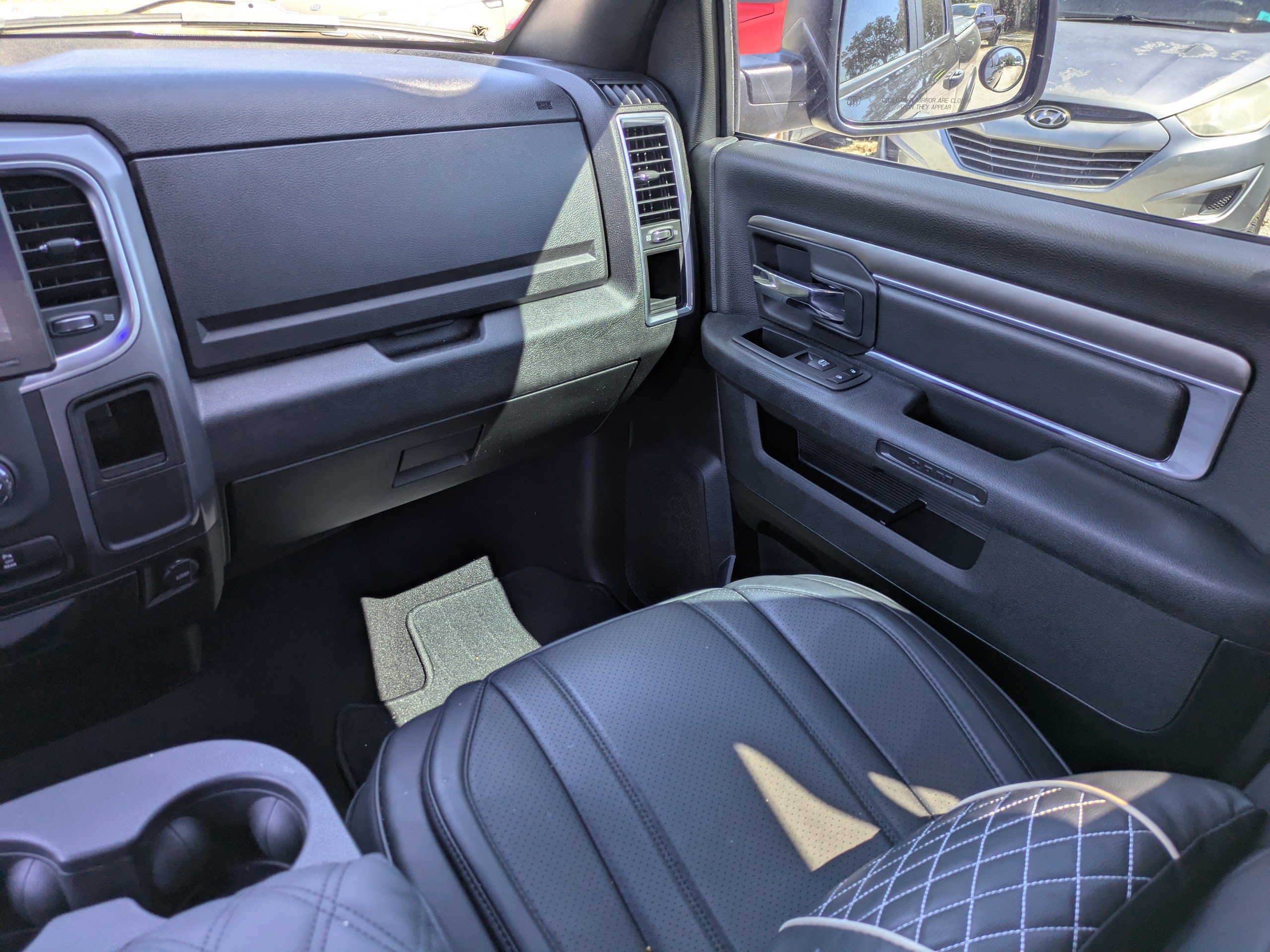 Certified 2024 RAM 1500 Classic Warlock image 15