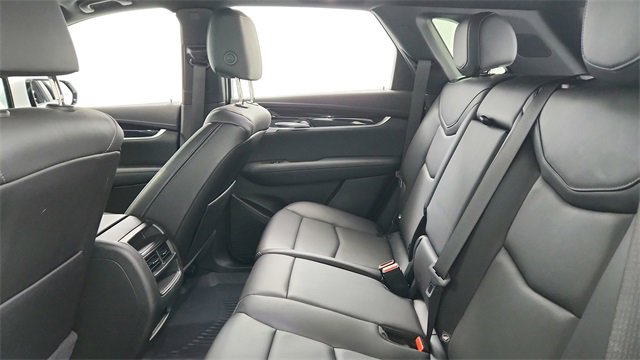 Certified 2025 Cadillac XT5 Premium Luxury w/ LPO, Floor Liner Package image 18