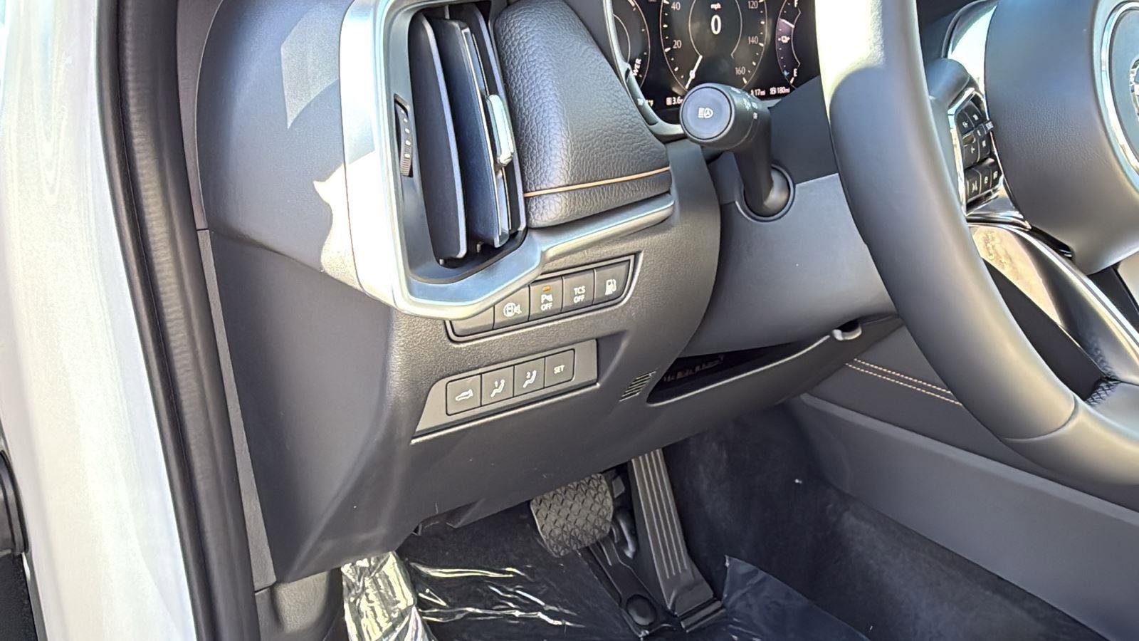 New 2026 MAZDA CX-90 Plug-In Hybrid w/ Preferred image 7