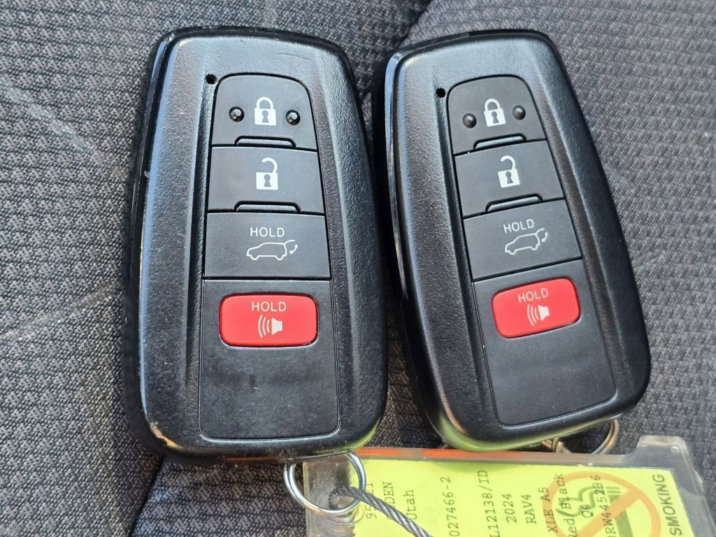 Used 2024 Toyota RAV4 XLE w/ Convenience Package AWD/4WD image 32