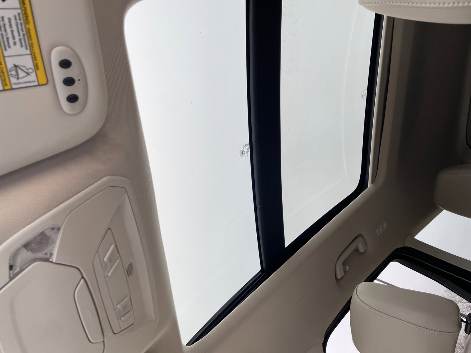 Used 2019 Ford Escape Titanium image 4