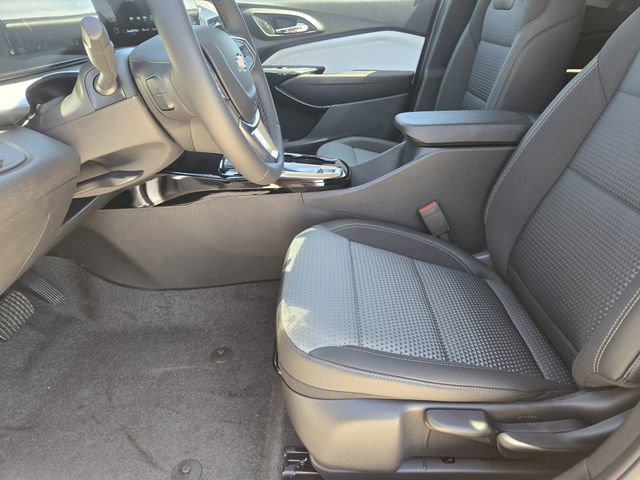 New 2026 Chevrolet Trax LT w/ Driver Confidence Package FWD image 9