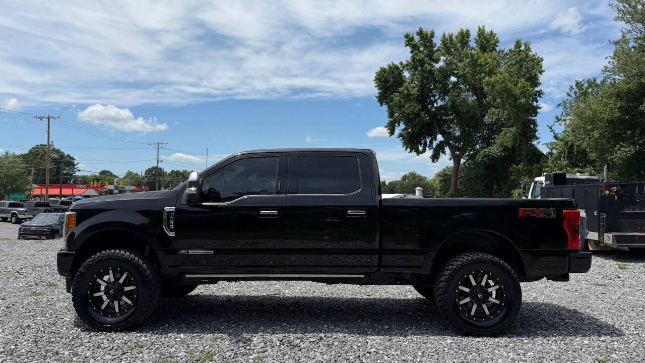 Used 2018 Ford F250 Platinum w/ Platinum Ultimate Package AWD/4WD image 4