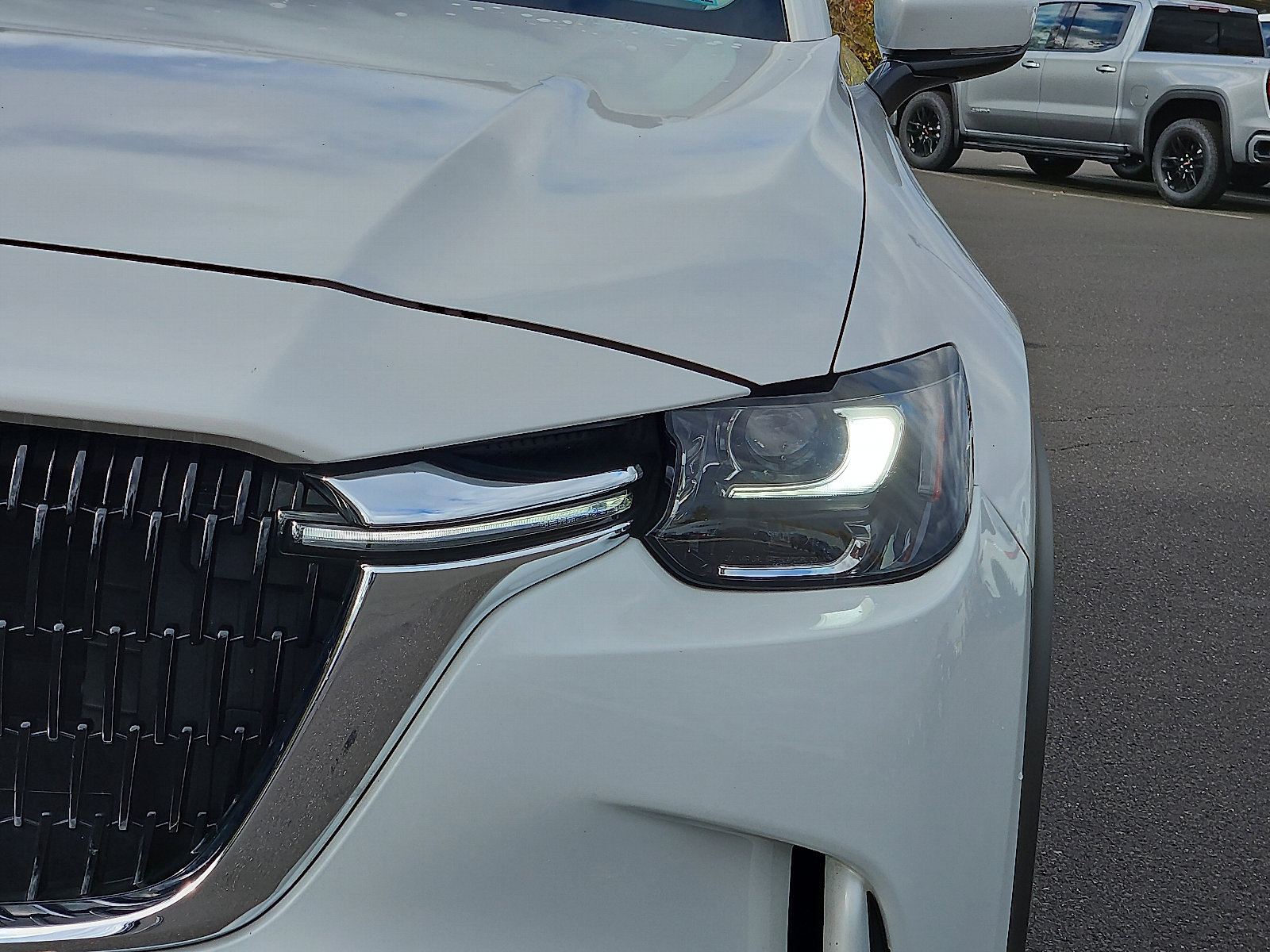 Used 2024 MAZDA CX-90 Plug-In Hybrid w/ Preferred image 9