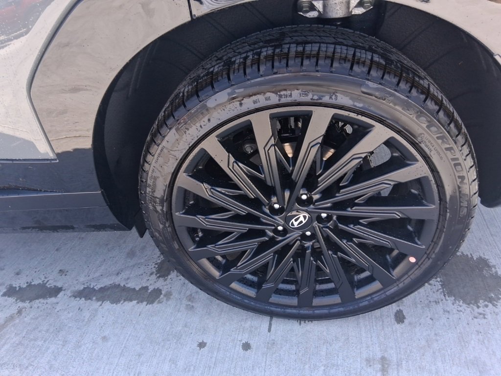 New 2026 Hyundai Santa Fe Calligraphy image 9