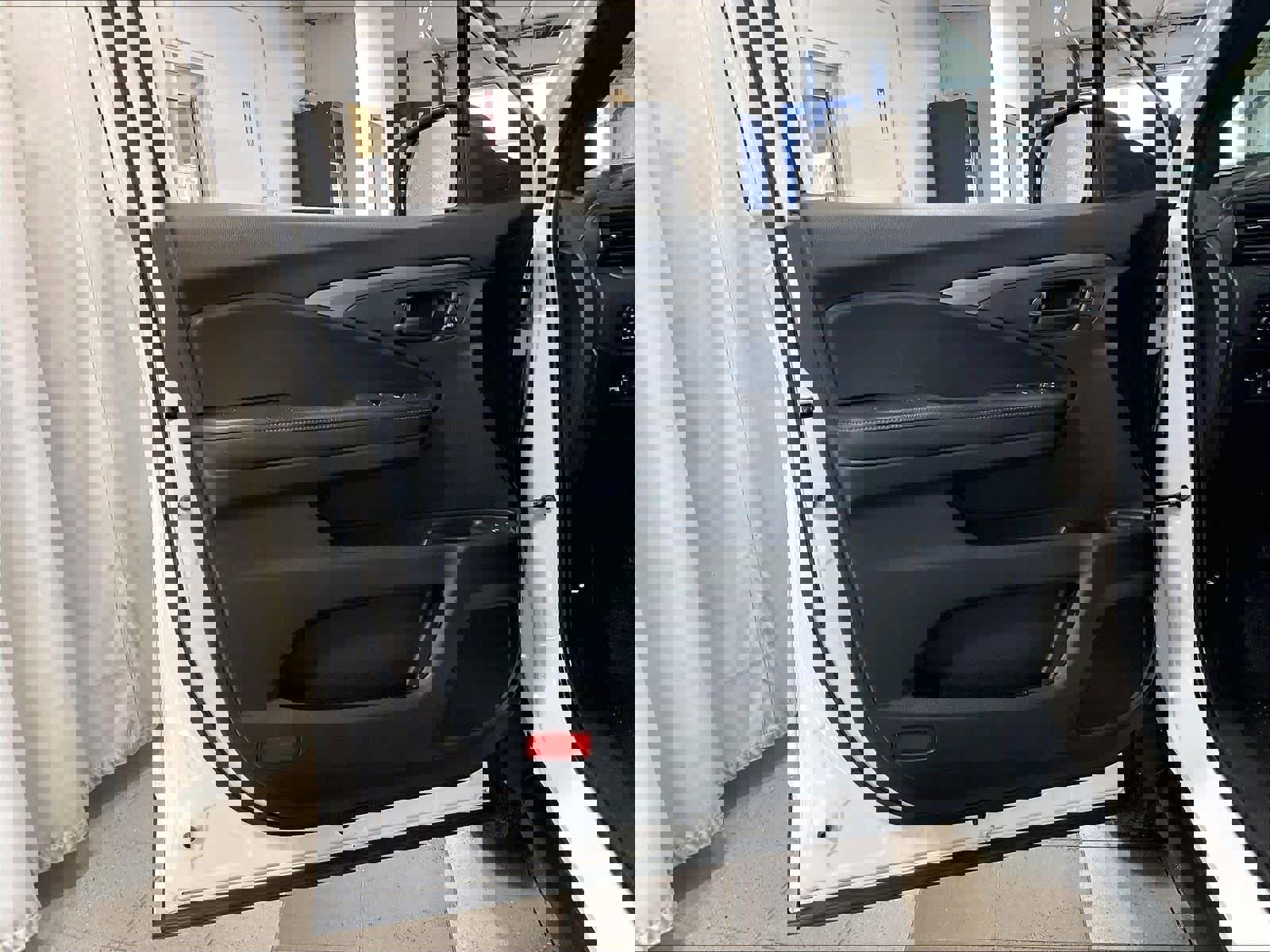 Used 2023 Honda Passport EX-L image 9