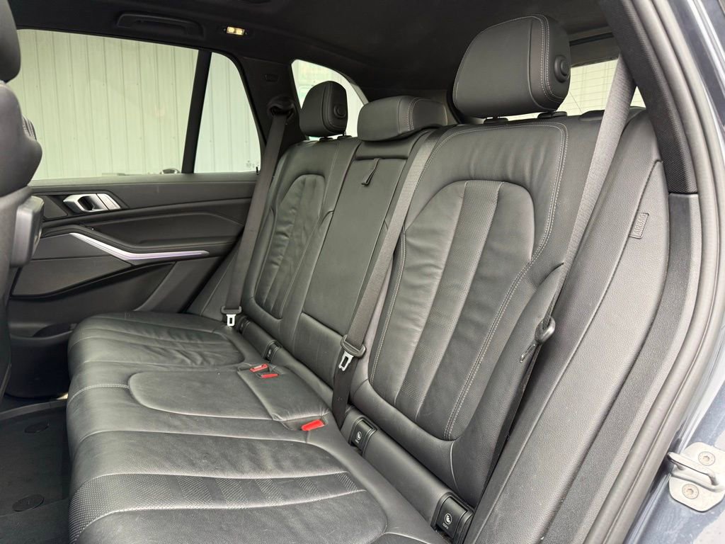 Used 2020 BMW X5 xDrive40i w/ Convenience Package image 17