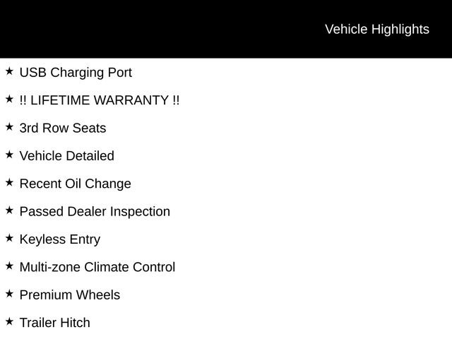 Used 2023 Ford Explorer XLT w/ Equipment Group 202A image 3