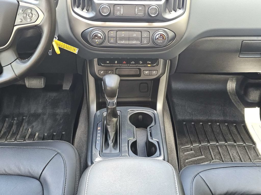 Used 2022 Chevrolet Colorado Z71 AWD/4WD image 17