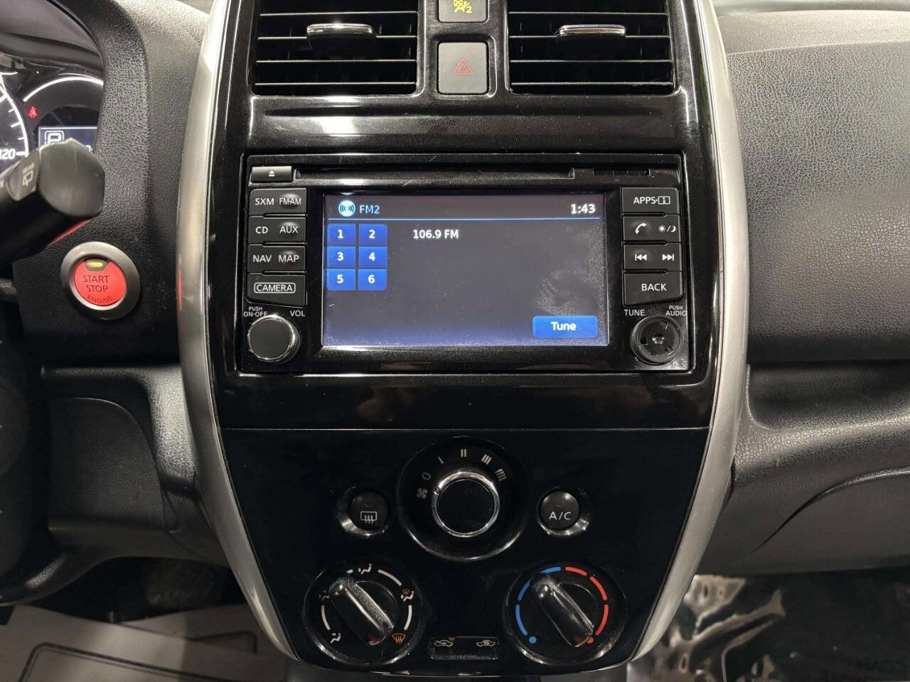 Used 2015 Nissan Versa Note SV image 22
