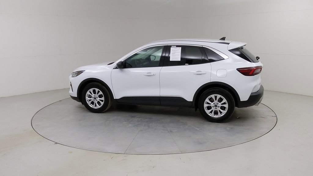 Certified 2023 Ford Escape Active image 17