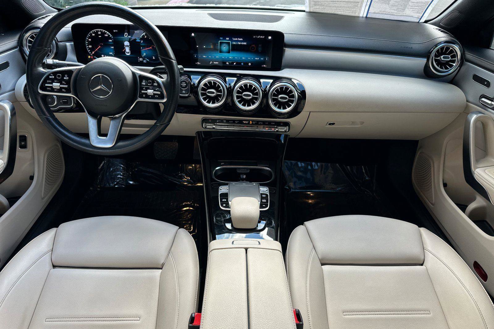 Used 2020 Mercedes-Benz CLA 250 image 9