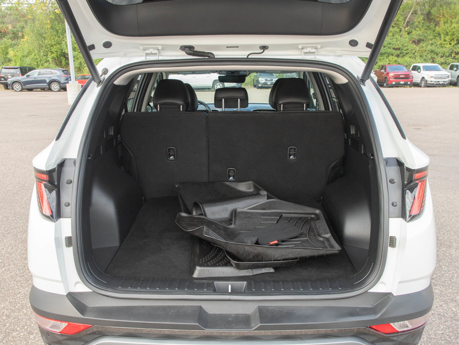 Used 2024 Hyundai Tucson Limited AWD/4WD image 17