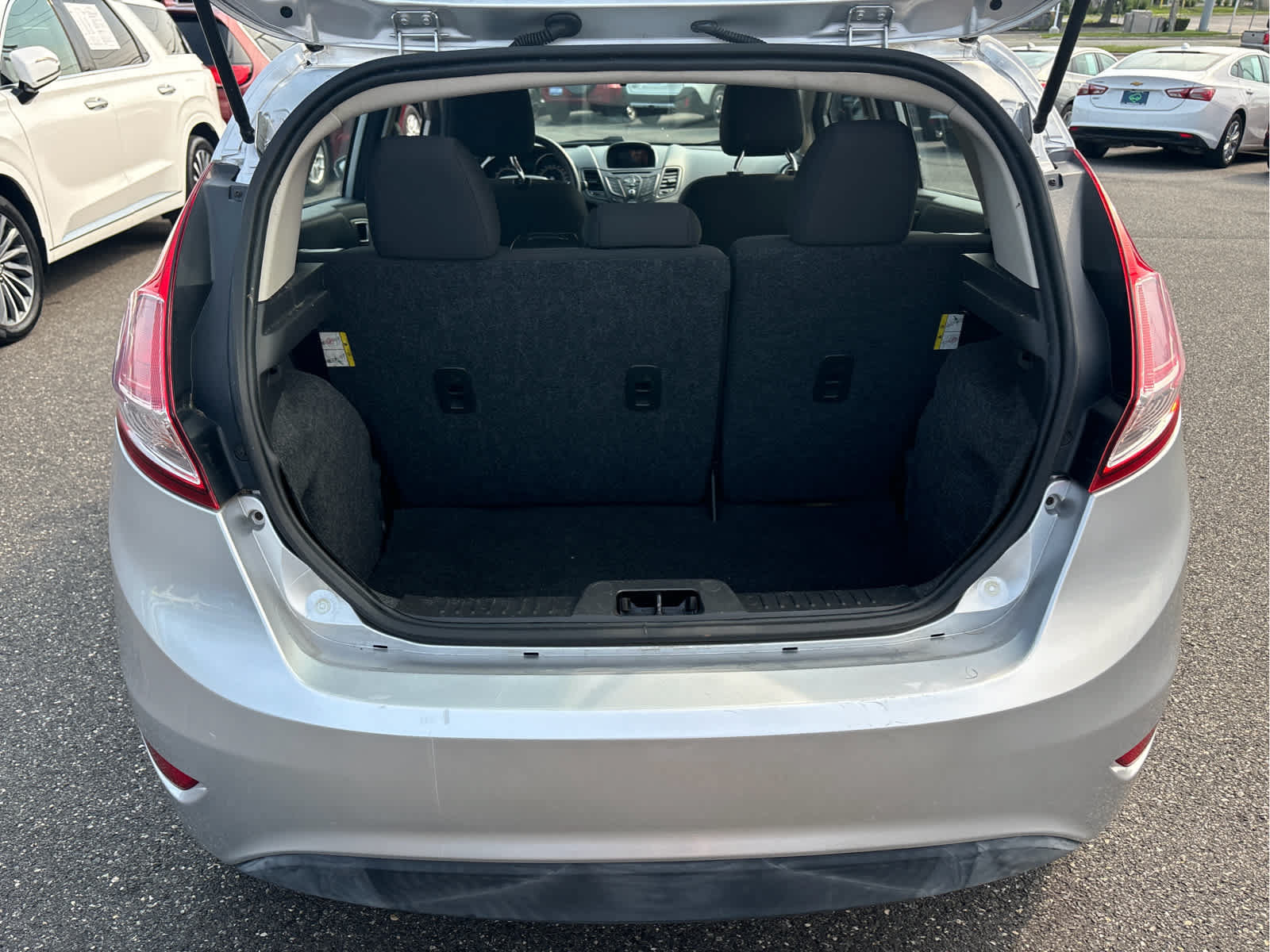 Used 2016 Ford Fiesta SE FWD image 26