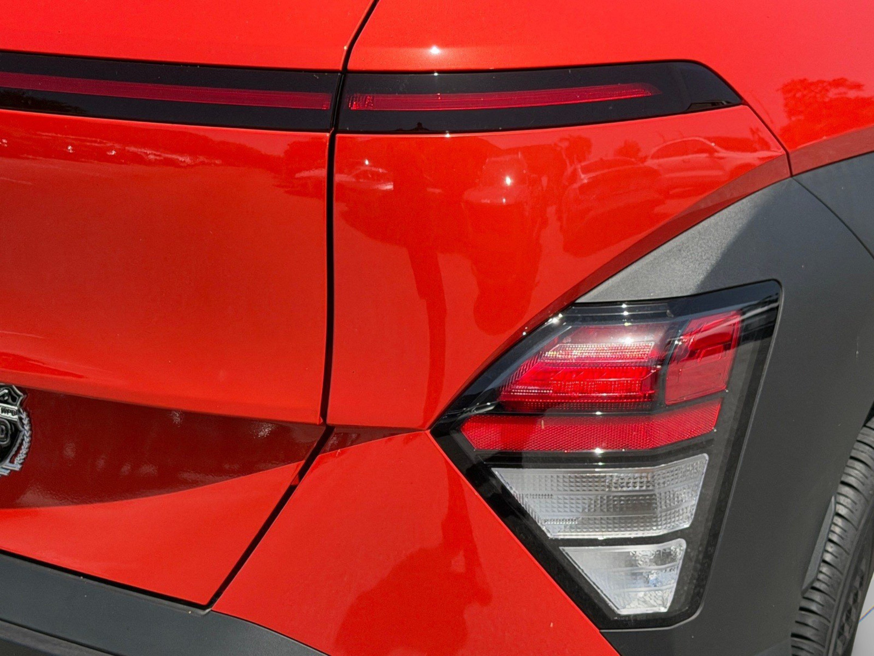 Used 2025 Hyundai Kona SEL FWD image 43