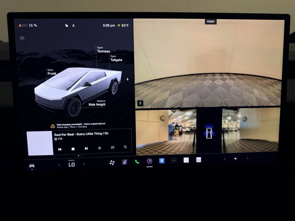 Used 2025 Tesla Cybertruck AWD Crew Cab image 19