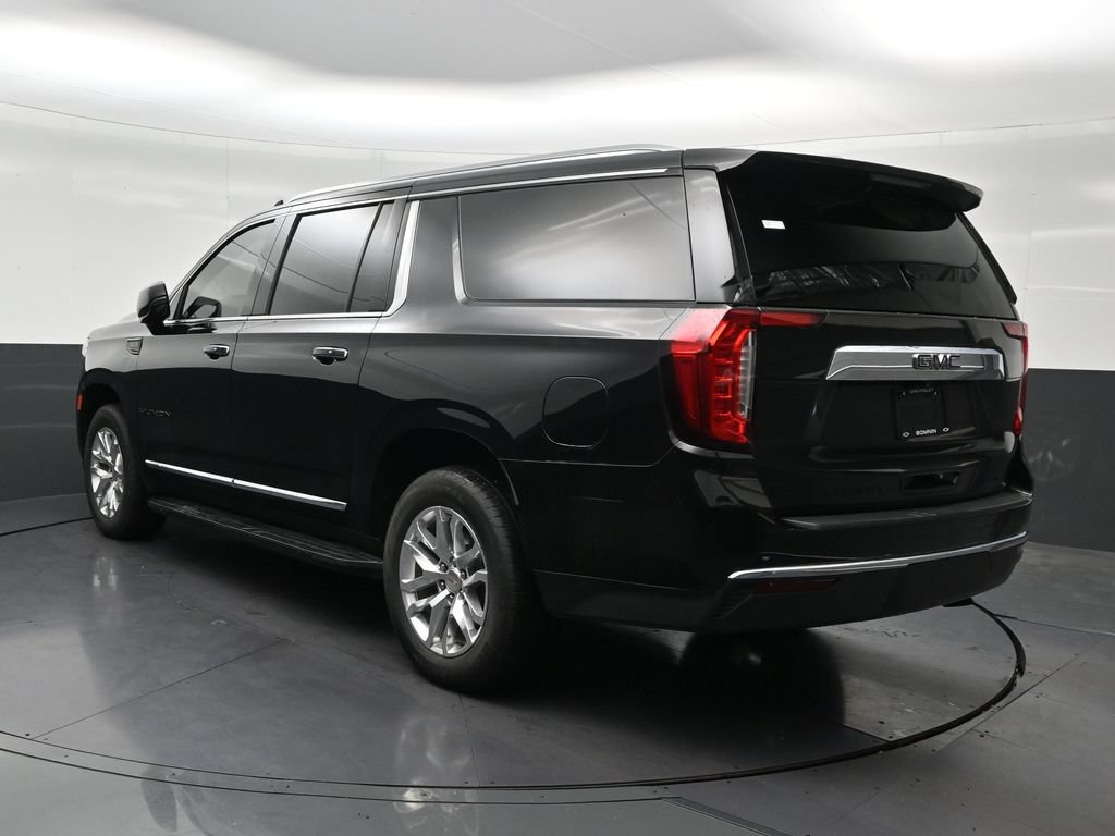 Used 2024 GMC Yukon XL SLT w/ SLT Premium Package RWD image 3