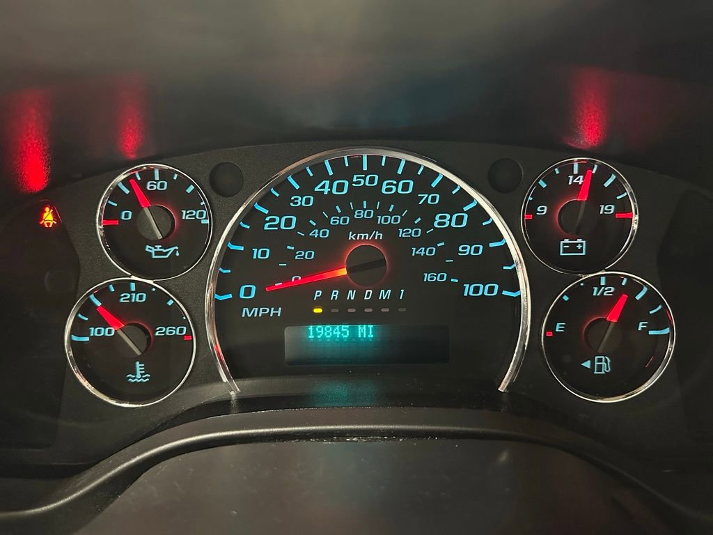 Used 2022 Chevrolet Express 3500 w/ Power Convenience Package image 24