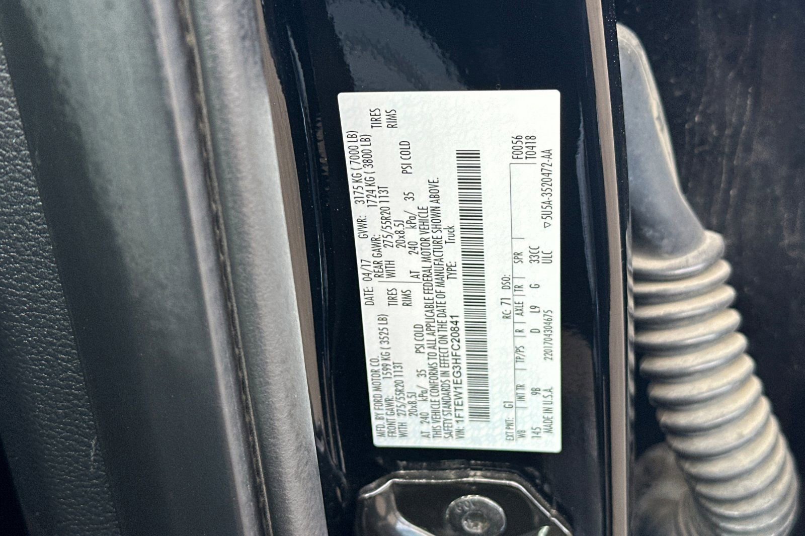 Used 2017 Ford F150 Platinum w/ Equipment Group 701A Luxury AWD/4WD image 34