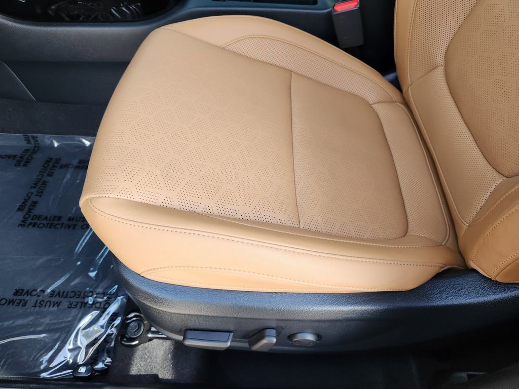 Used 2024 Kia Seltos SX image 11