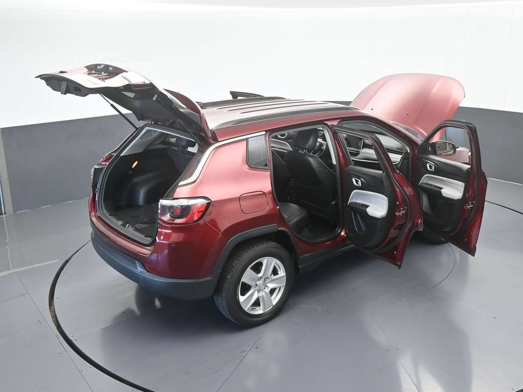 Used 2022 Jeep Compass Latitude AWD/4WD image 62