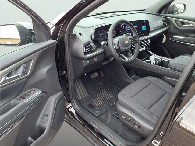 New 2026 Chevrolet Traverse LT w/ Driver Confidence Package AWD/4WD image 10