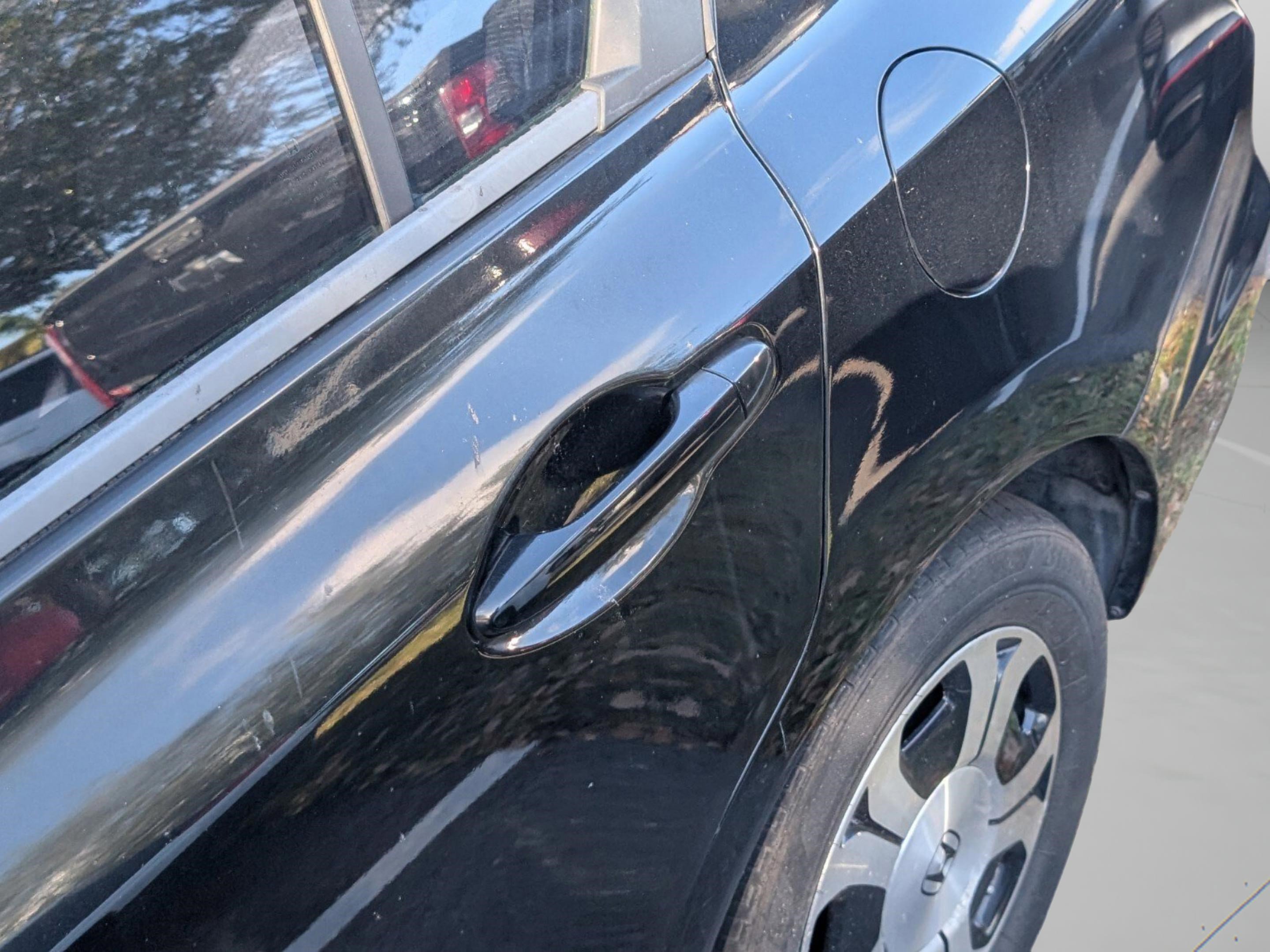 Used 2013 Honda Civic Hybrid Sedan image 18