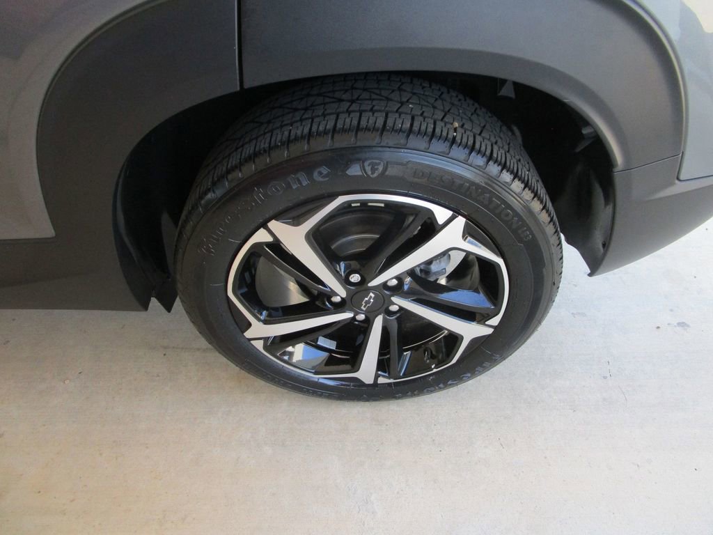 Used 2022 Chevrolet TrailBlazer RS w/ Sun and Liftgate Package image 10
