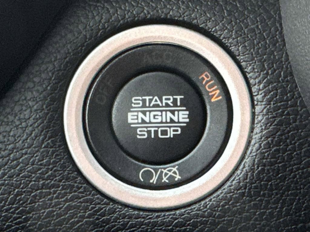 Used 2024 RAM 3500 Big Horn image 18