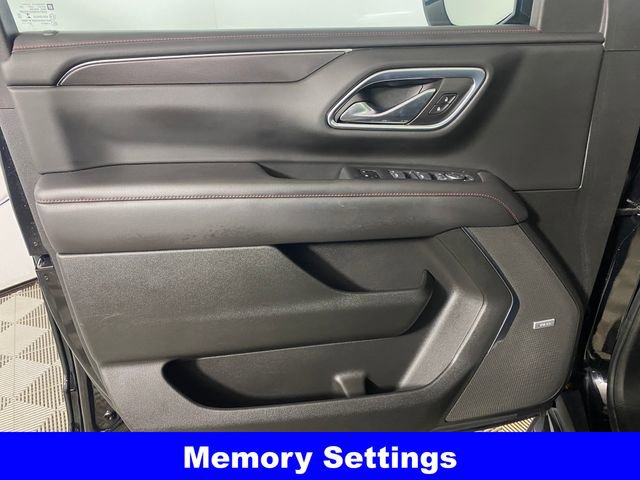 Certified 2022 Chevrolet Suburban RST w/ Sport Performance Package image 12