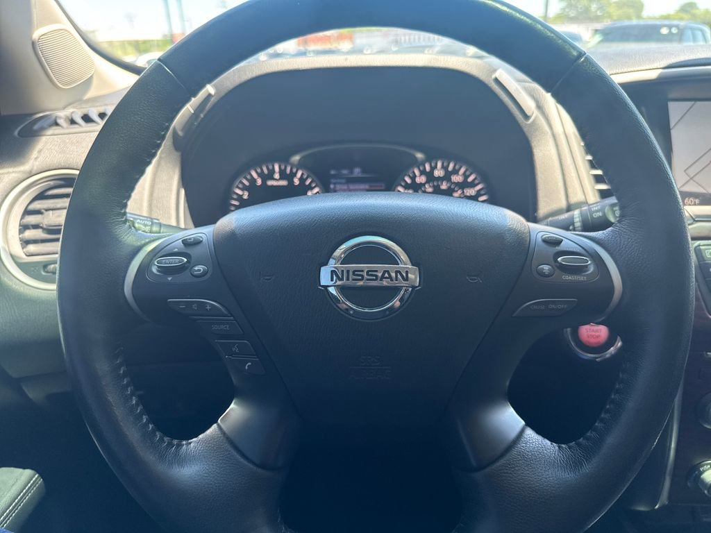 Used 2019 Nissan Pathfinder Platinum AWD/4WD image 43