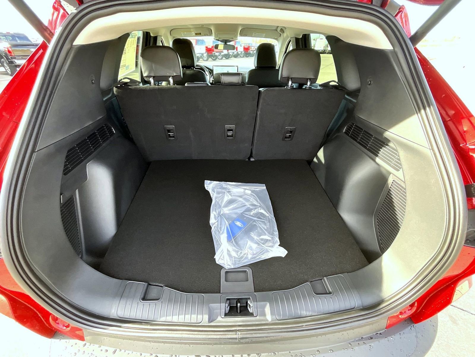 New 2026 Ford Escape SE image 14