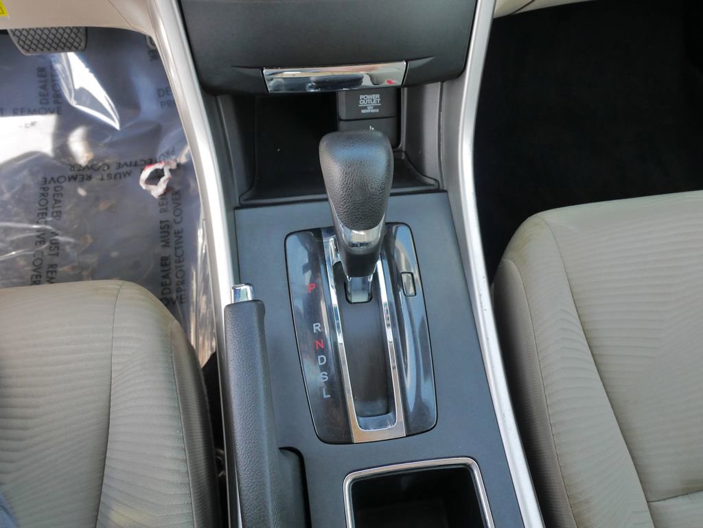 Used 2015 Honda Accord LX image 13