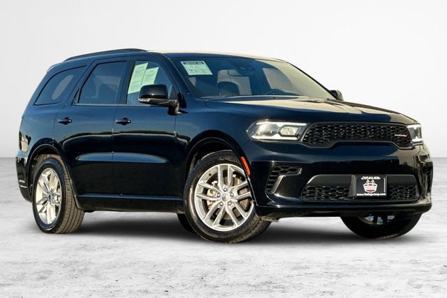 Used 2024 Dodge Durango GT image 2