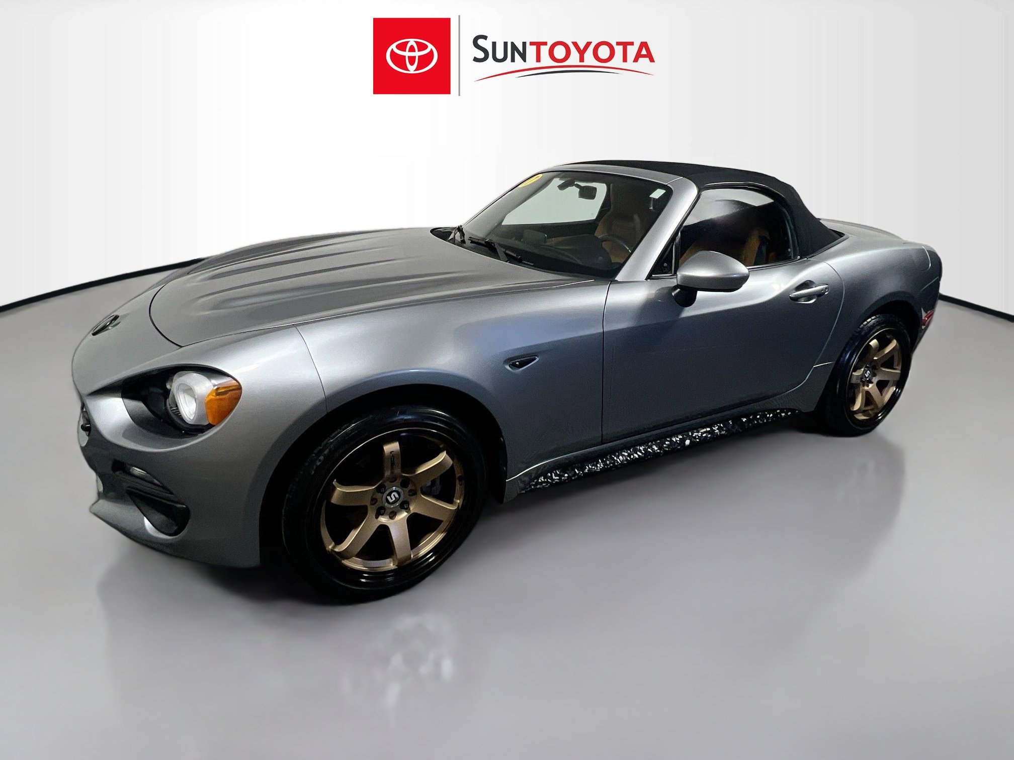 Used 2017 FIAT 124 Spider Lusso image 9