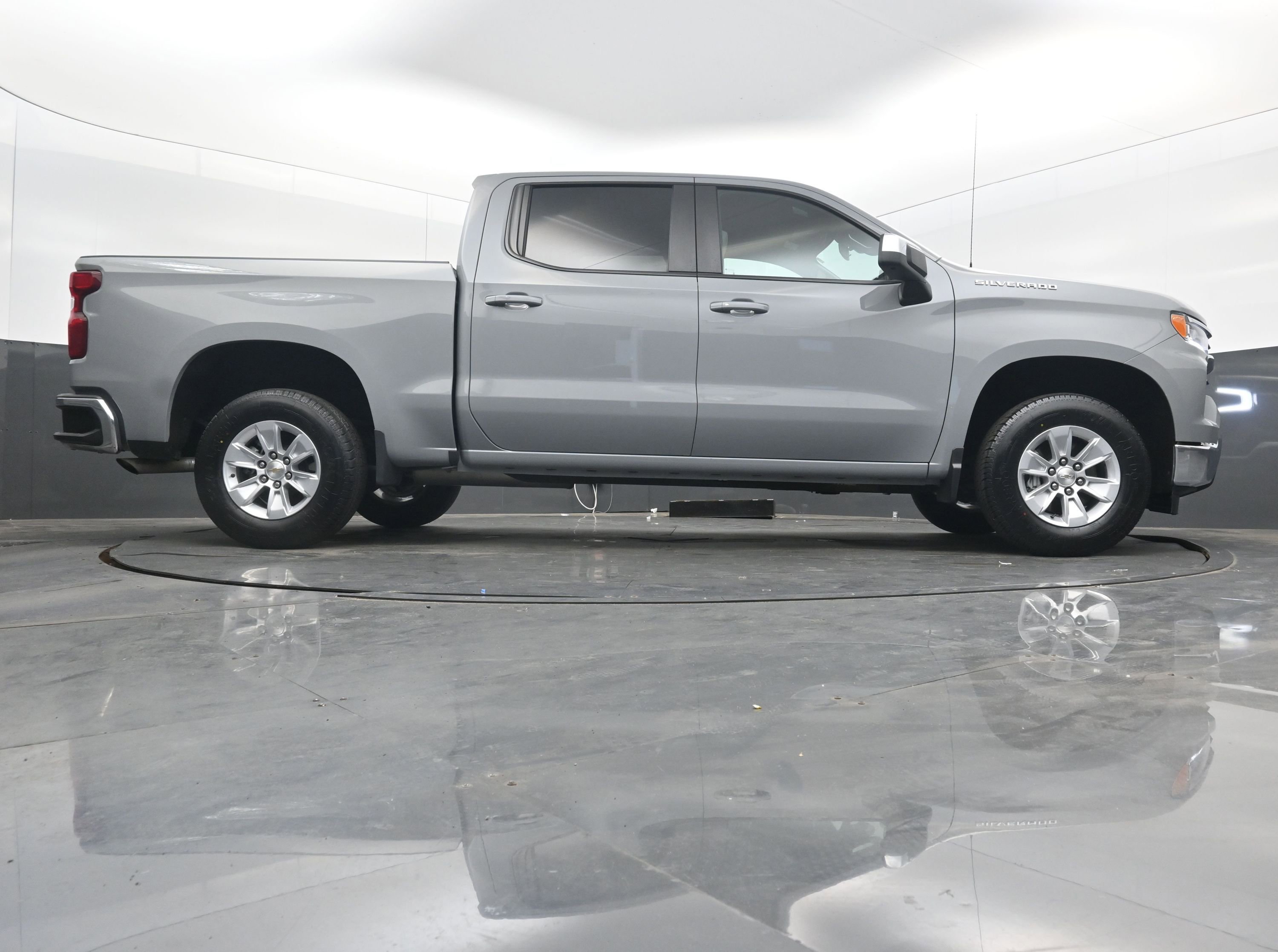 Used 2024 Chevrolet Silverado 1500 LT w/ Protection Package image 29