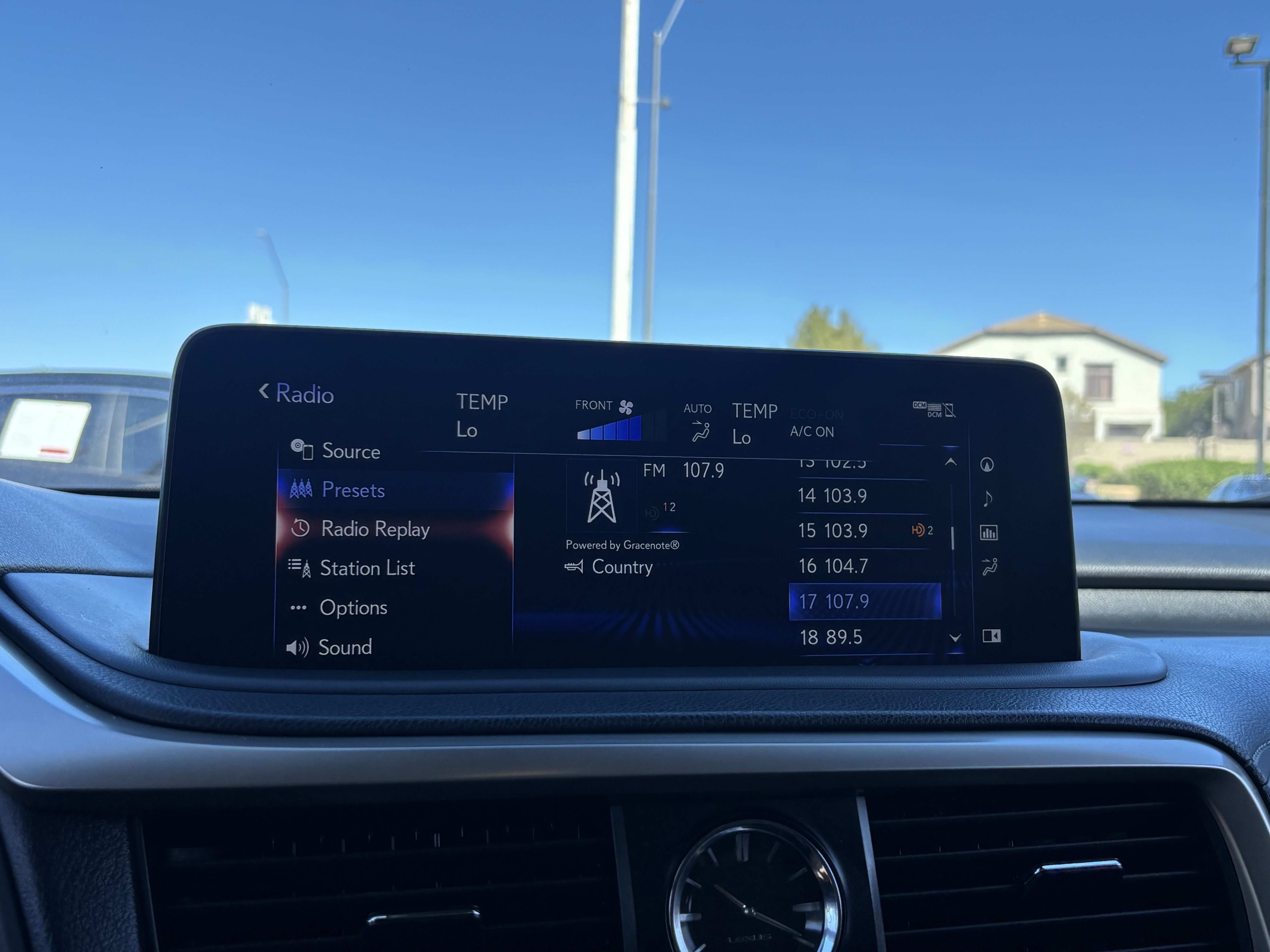 Used 2020 Lexus RX 450hL AWD w/ Premium Package image 21