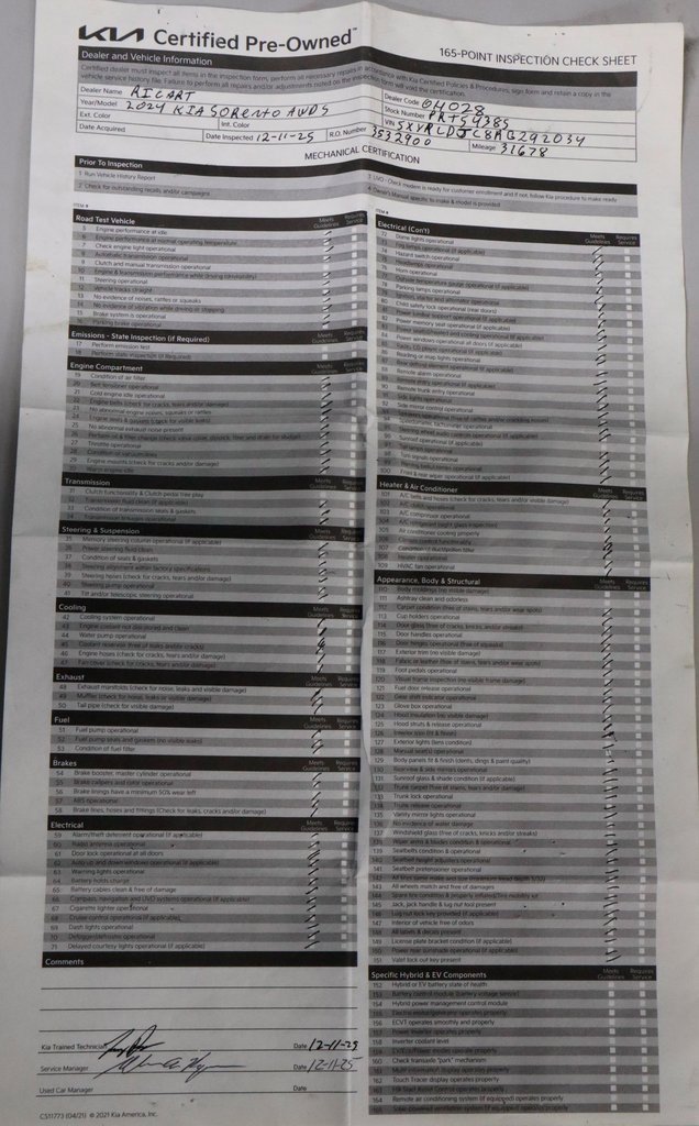 Used 2024 Kia Sorento S image 7
