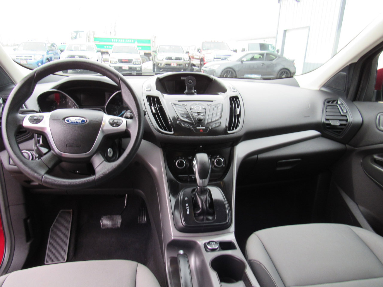 Used 2015 Ford Escape SE image 17