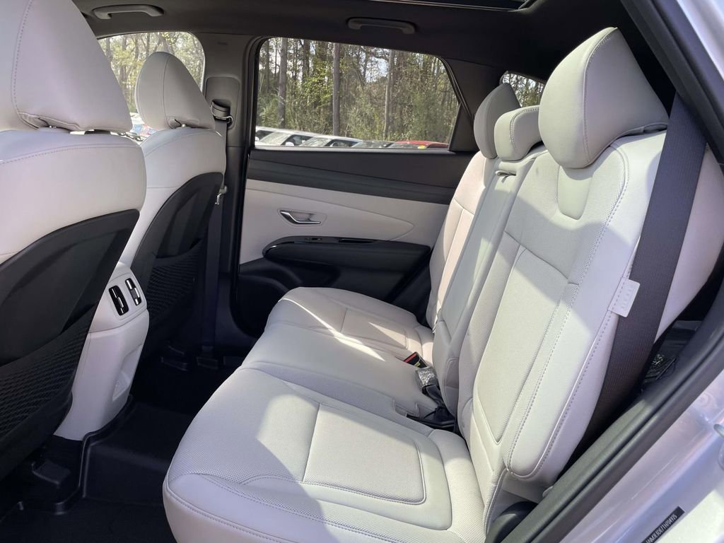 New 2026 Hyundai Tucson Limited image 11