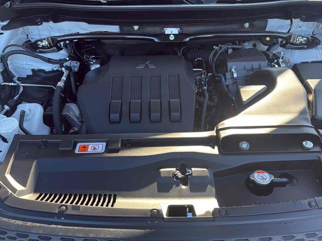 New 2026 Mitsubishi Eclipse Cross LE image 29