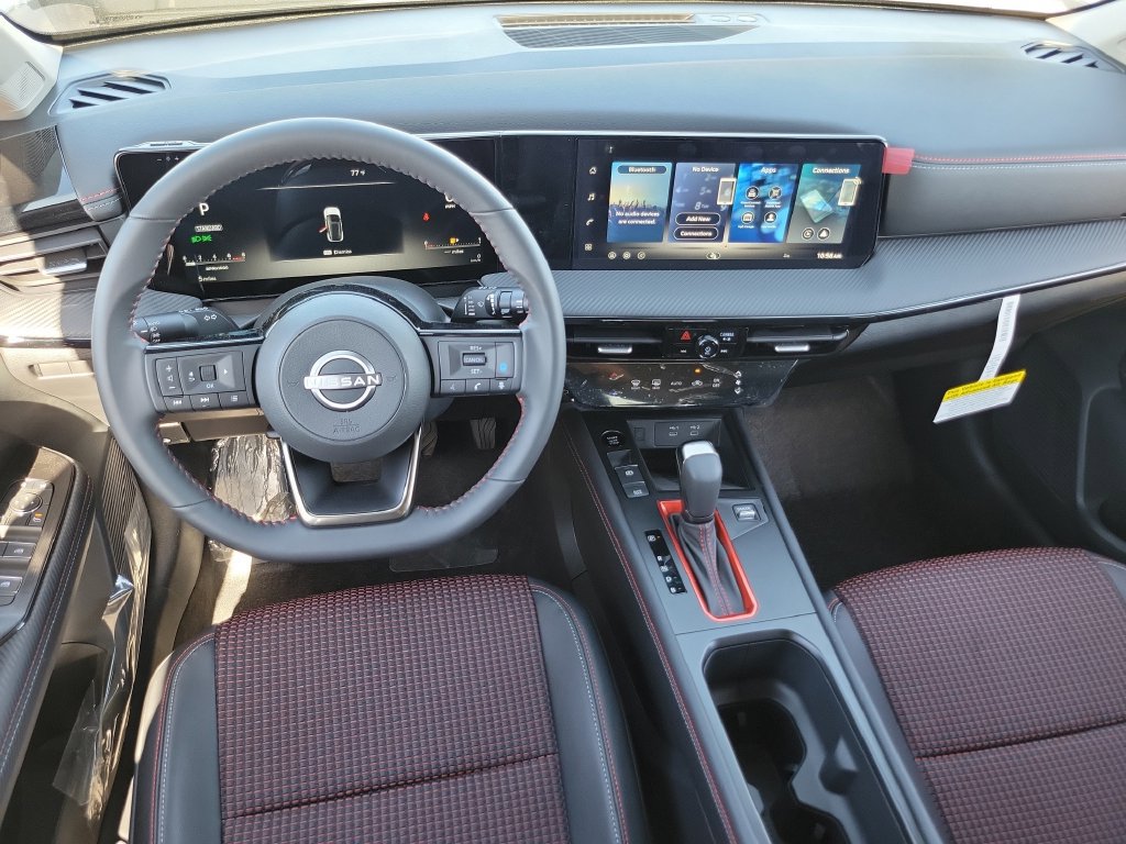 New 2026 Nissan Kicks SR FWD image 5