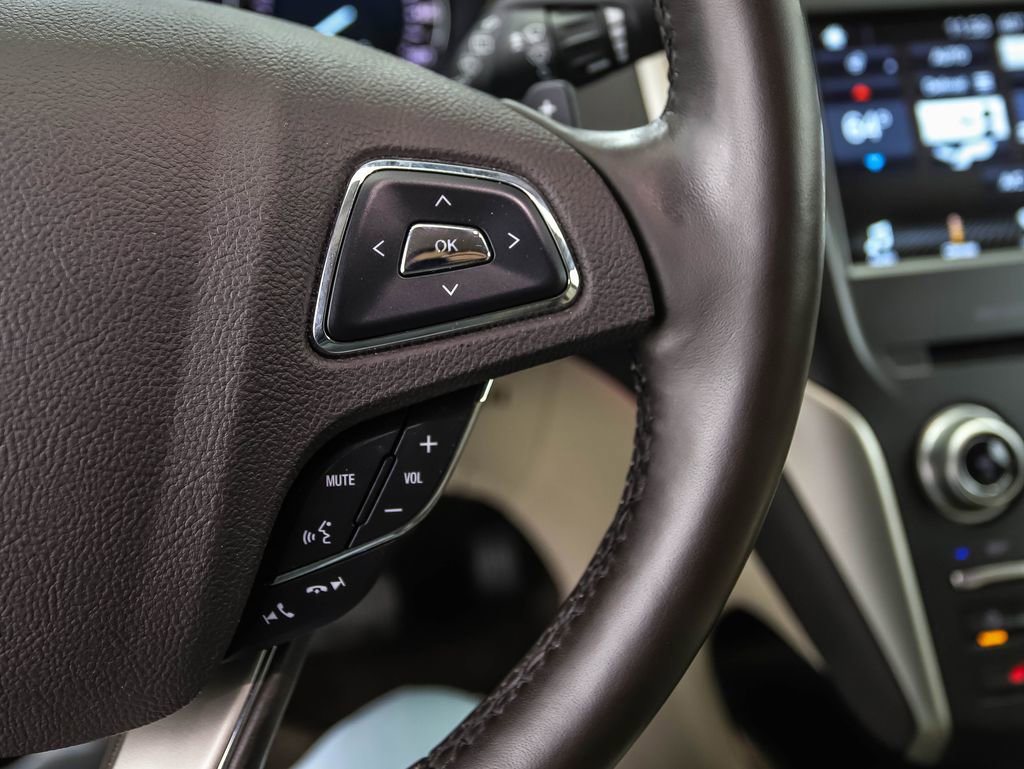 Used 2018 Lincoln MKC Select w/ Lincoln MKC Climate Package image 13